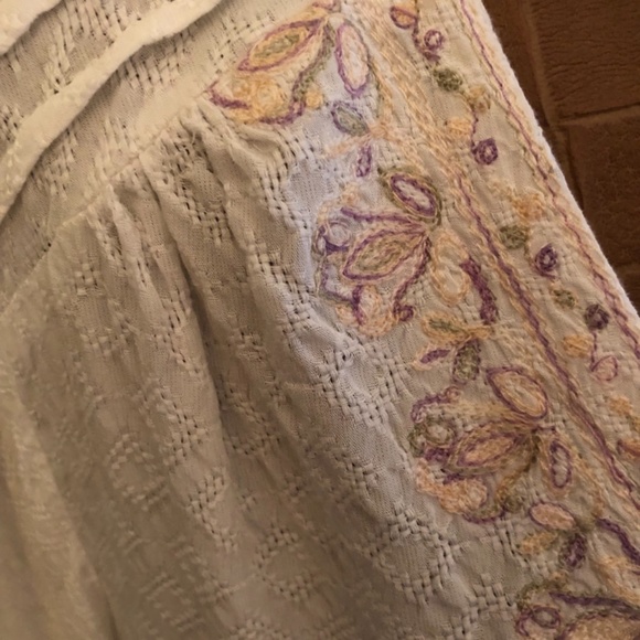 NWOT Boho embroidered top - Picture 6 of 16